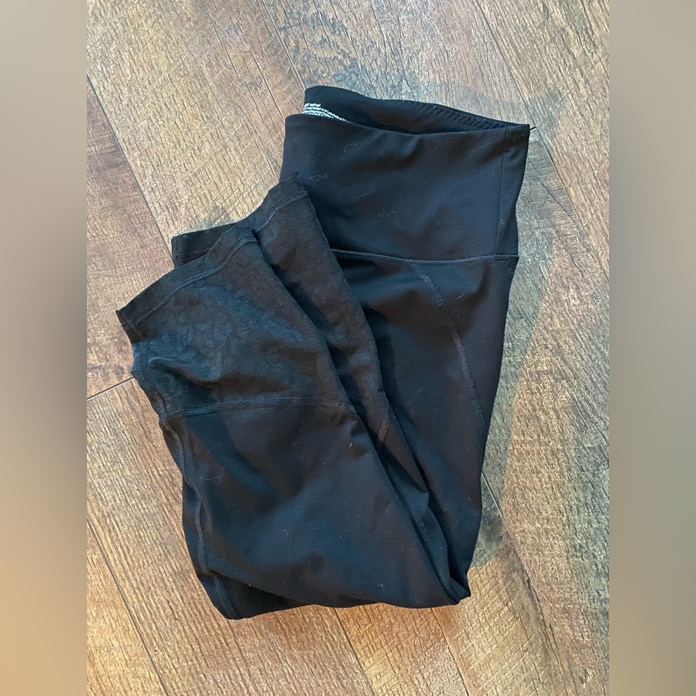 Victorias Secret Knockout Legging Capri